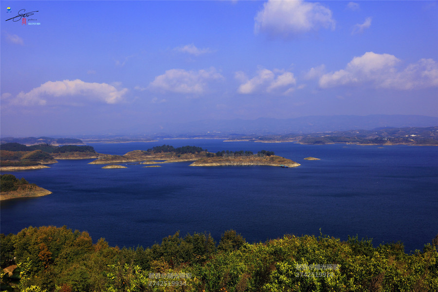 深秋碧空醉美千岛画廊