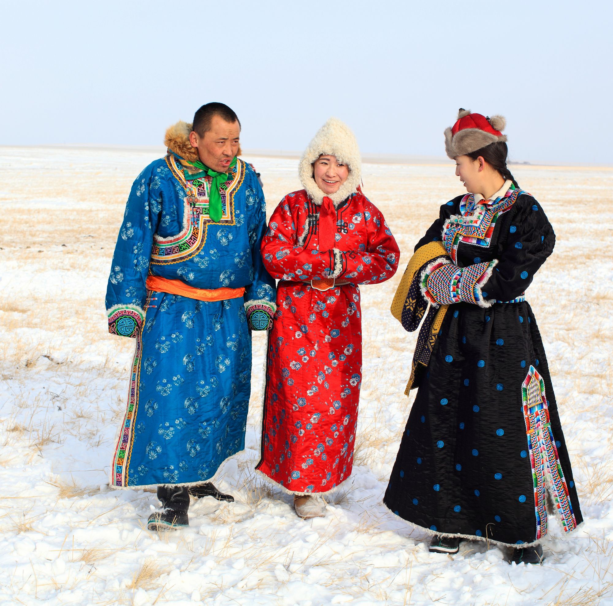 少数民族蒙古族草原上女孩跳舞男孩牵马插画图片-千库网