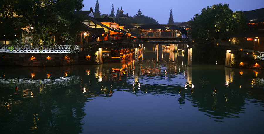 江南小镇的夜景 (共p)
