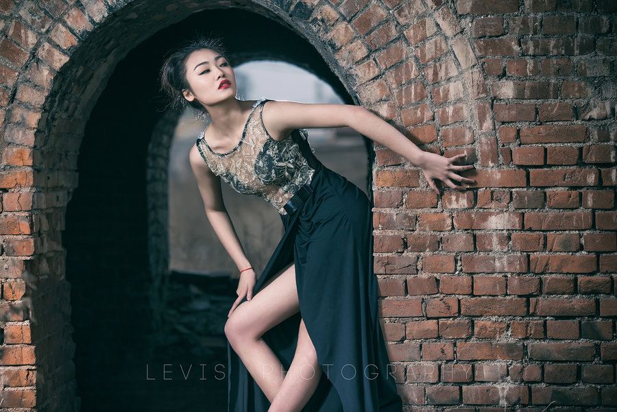 ruins goddess【废墟女神范儿】