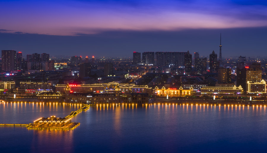 黎明湖夜色