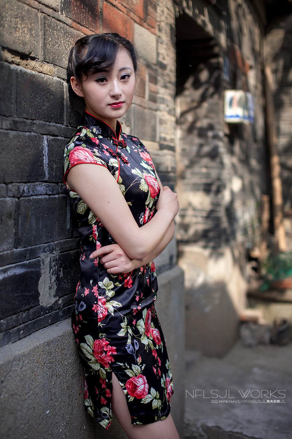 城南小巷旗袍女孩