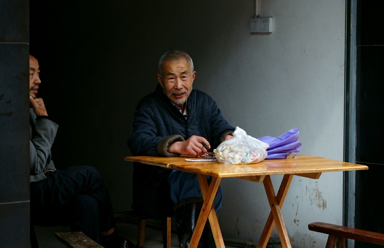 山乡集市众生相