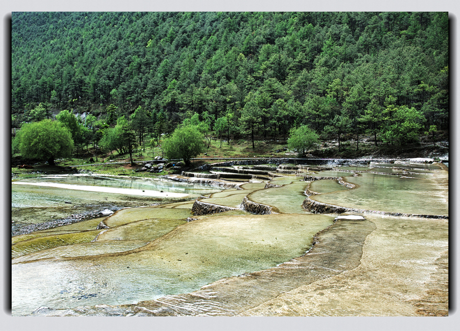 蓝月谷.白水河