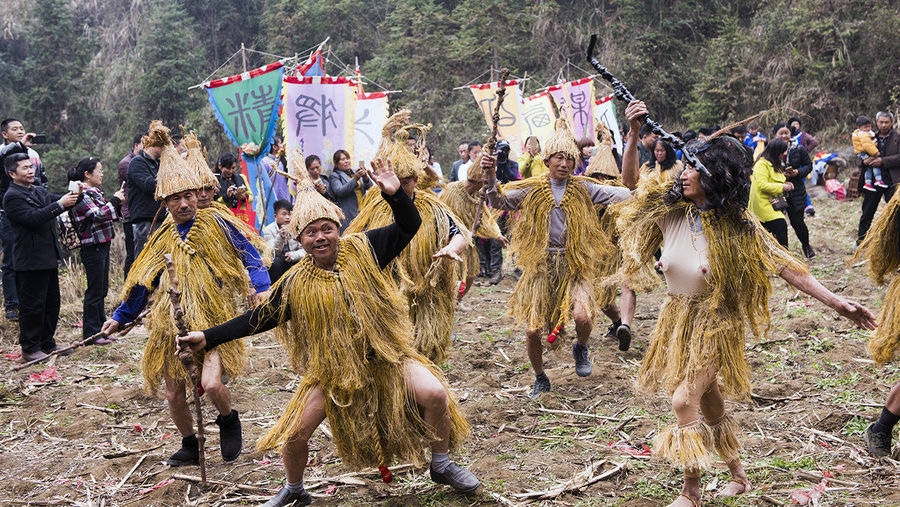 【茅古斯舞摄影图片】纪实摄影