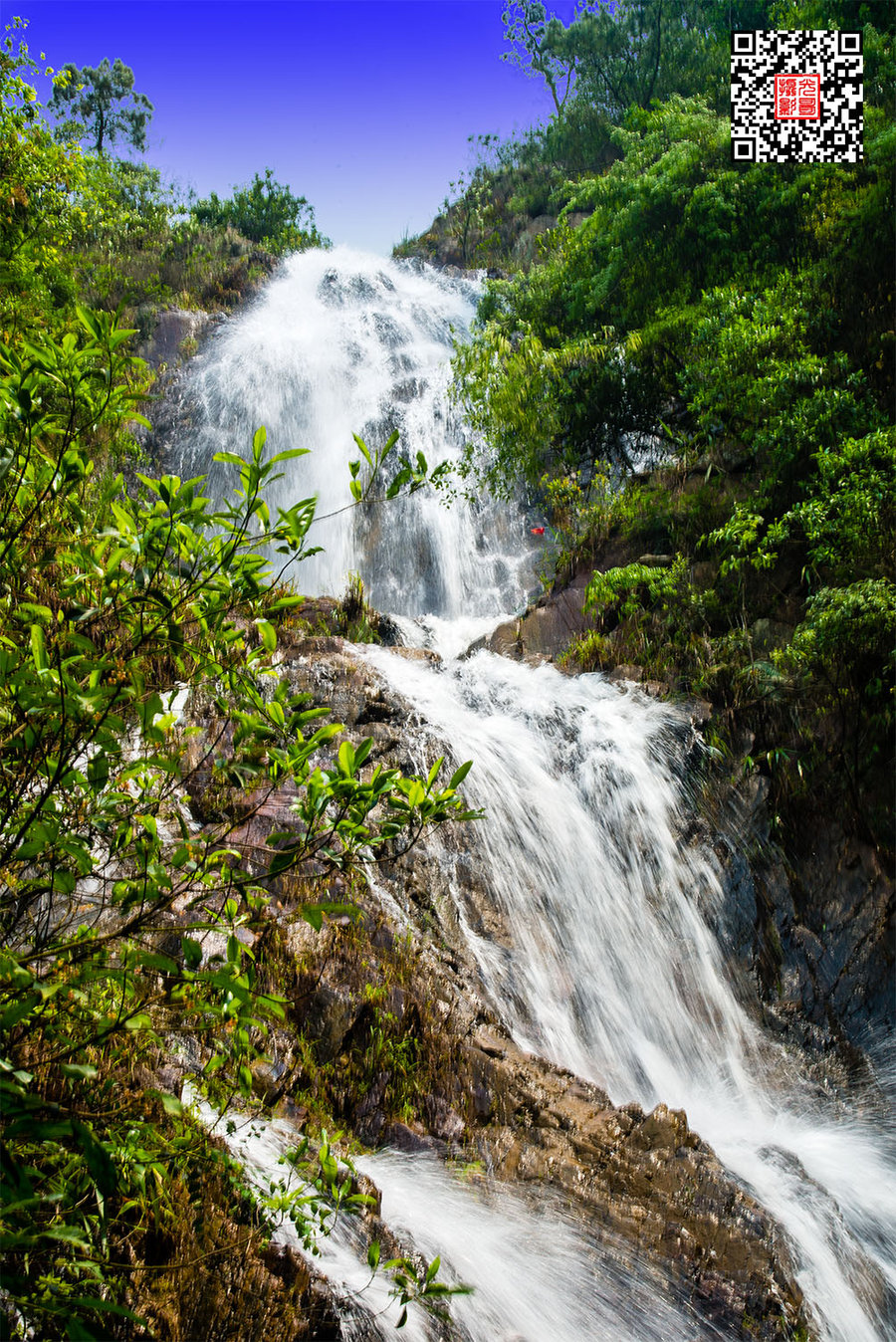 佛山高明香山马尾水瀑布