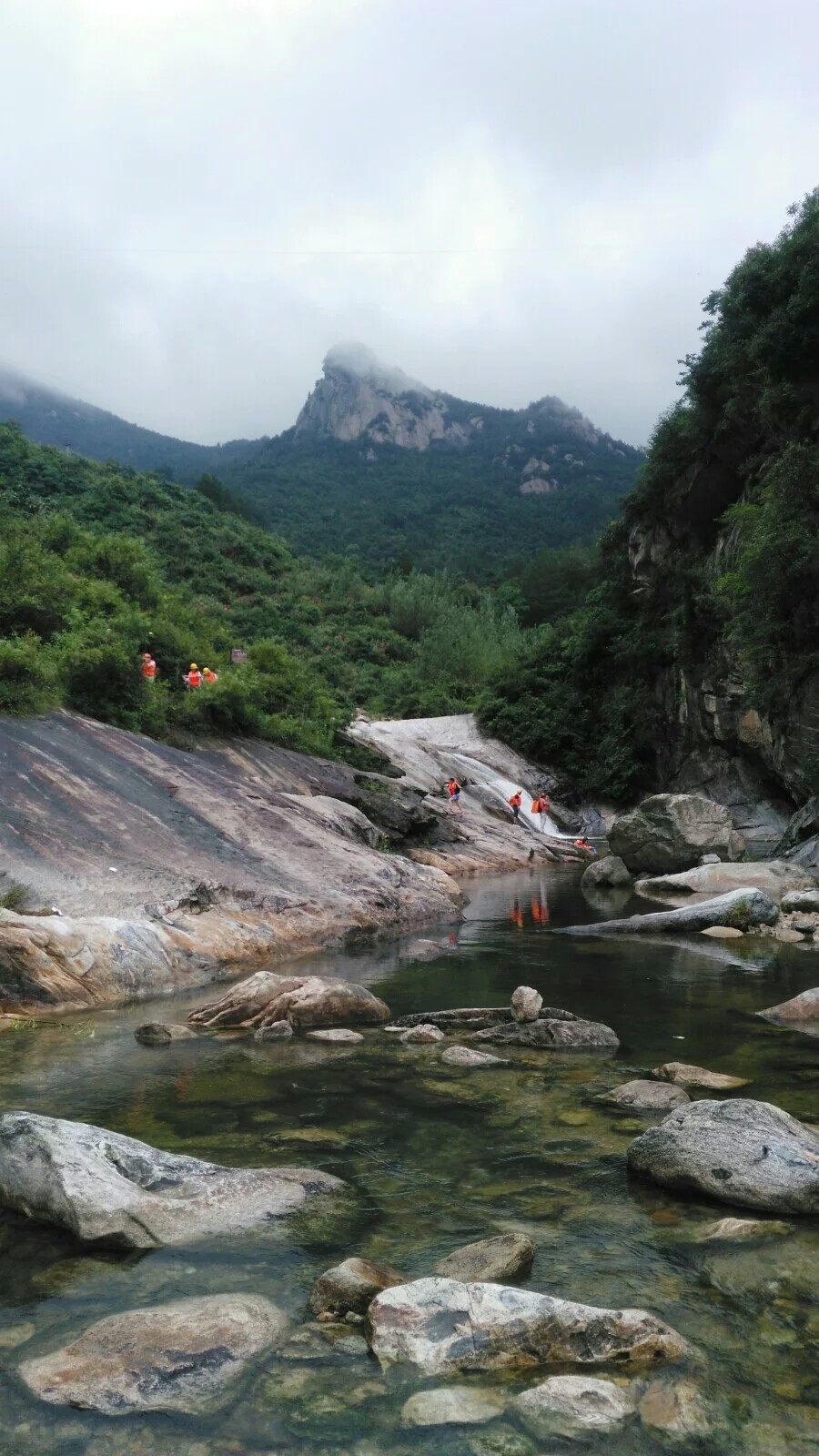 麻城龙潭冲好风光