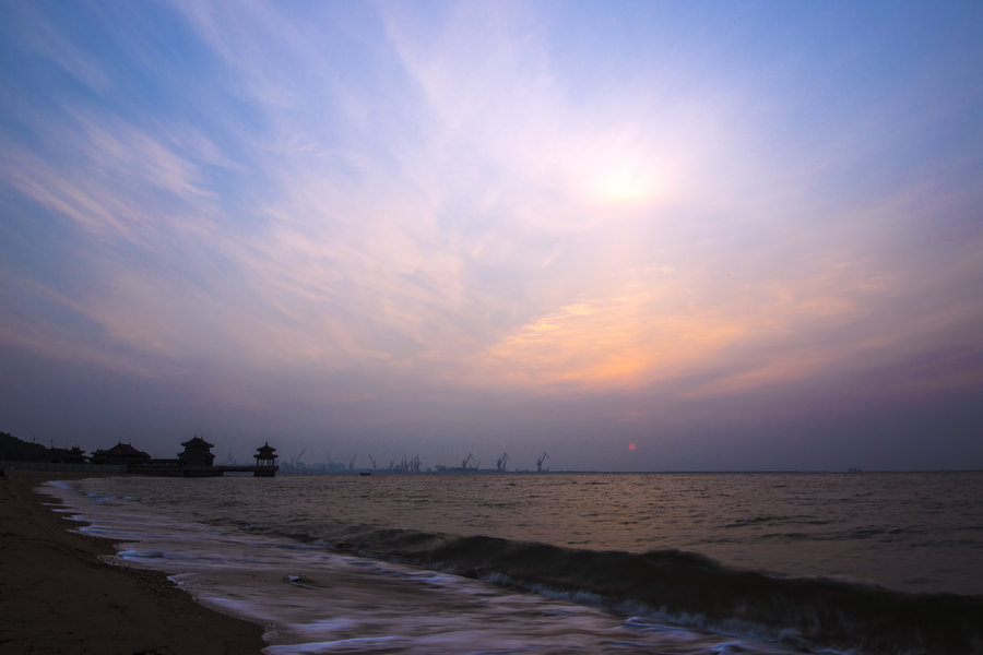 山海关老龙头景区外晨景