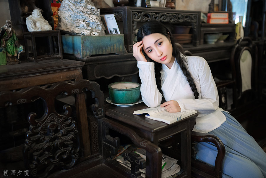 【岁月流长有书香摄影图片】广州人像摄影_太