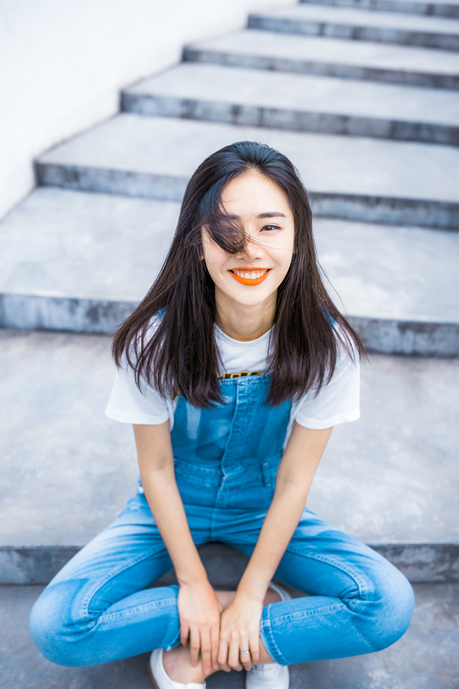 爱笑的女孩