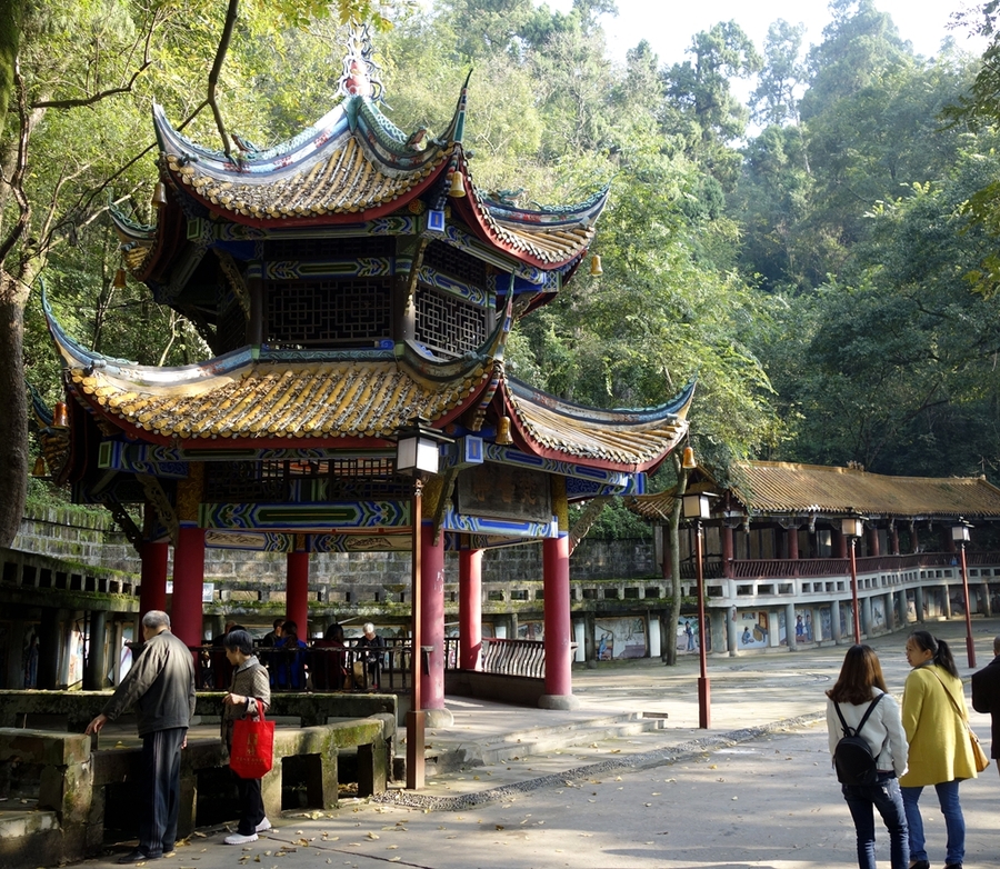 灵泉寺印象(一) (共 29 p)