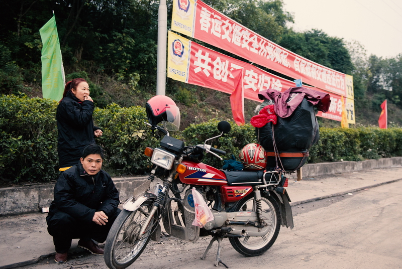 返乡民工摩托大军