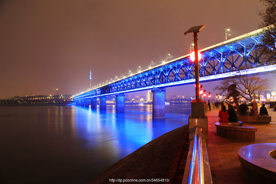 长江大桥美夜景