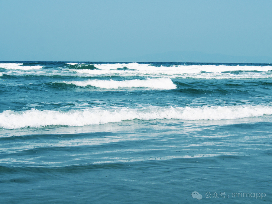 海风吹海浪涌