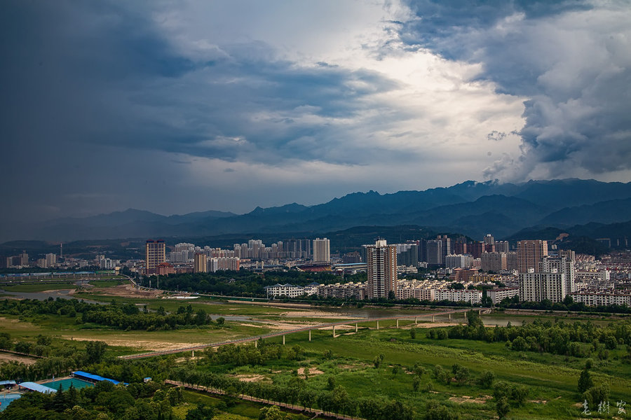 布云不施雨