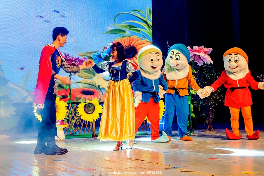 白雪公主与七个小矮人