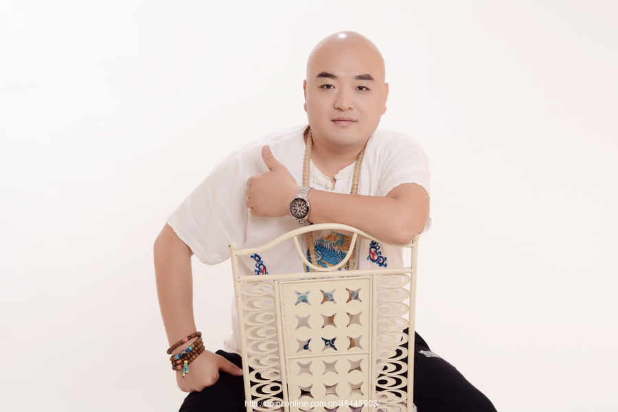 张坤 写真