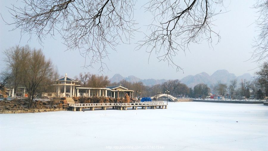 红山公园雪景2