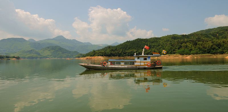 深山湖泊:山仔水库
