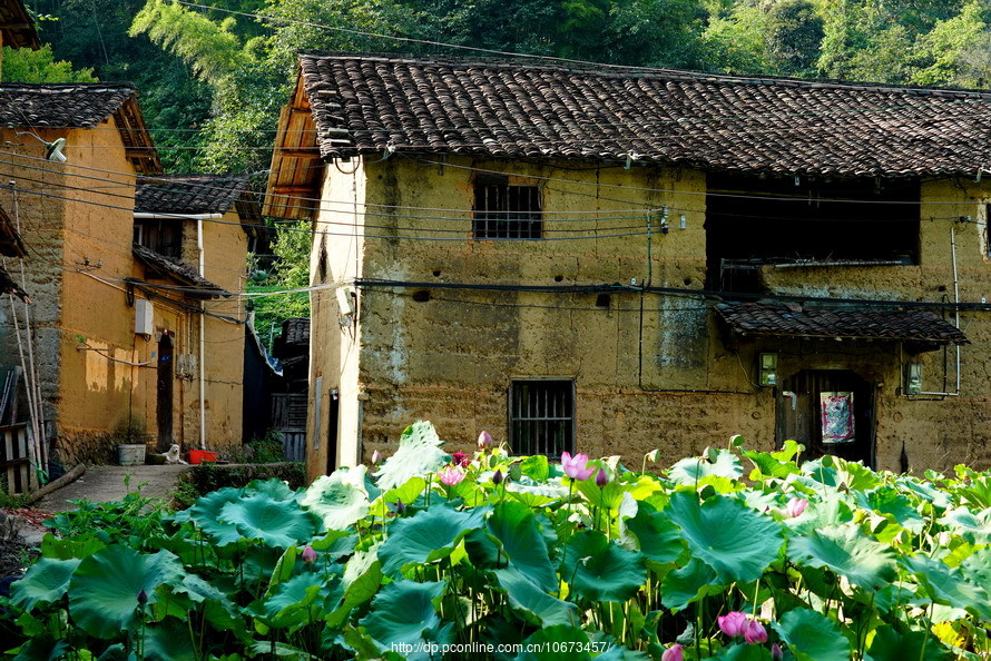 画家村——沿坑岭头