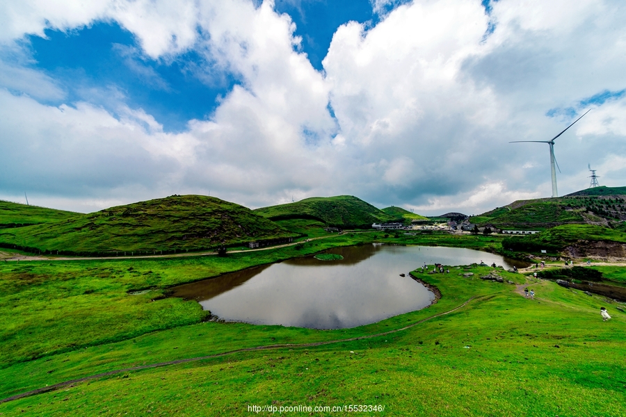 高山草原仰天湖