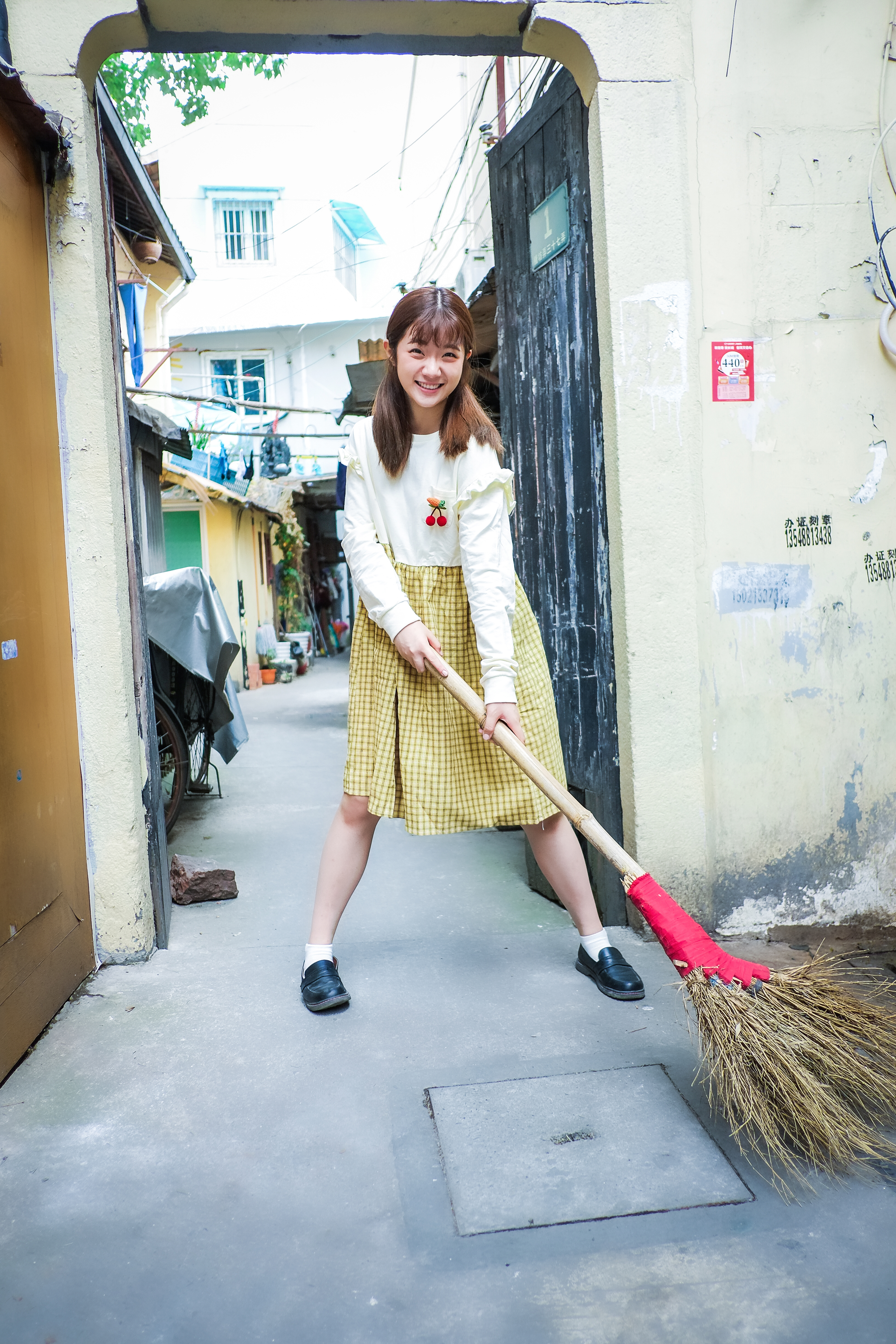 老弄堂里的邻家女孩