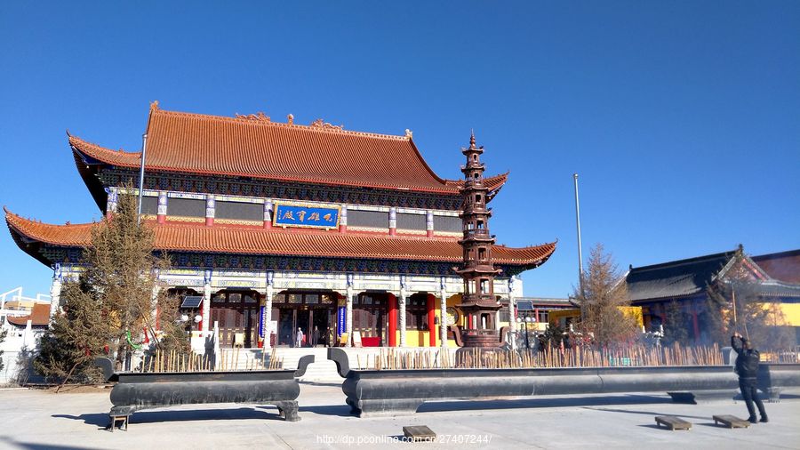 赤峰宝峰禅寺