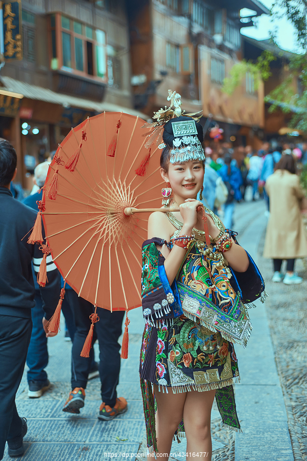 西江千户苗寨民族风旅拍