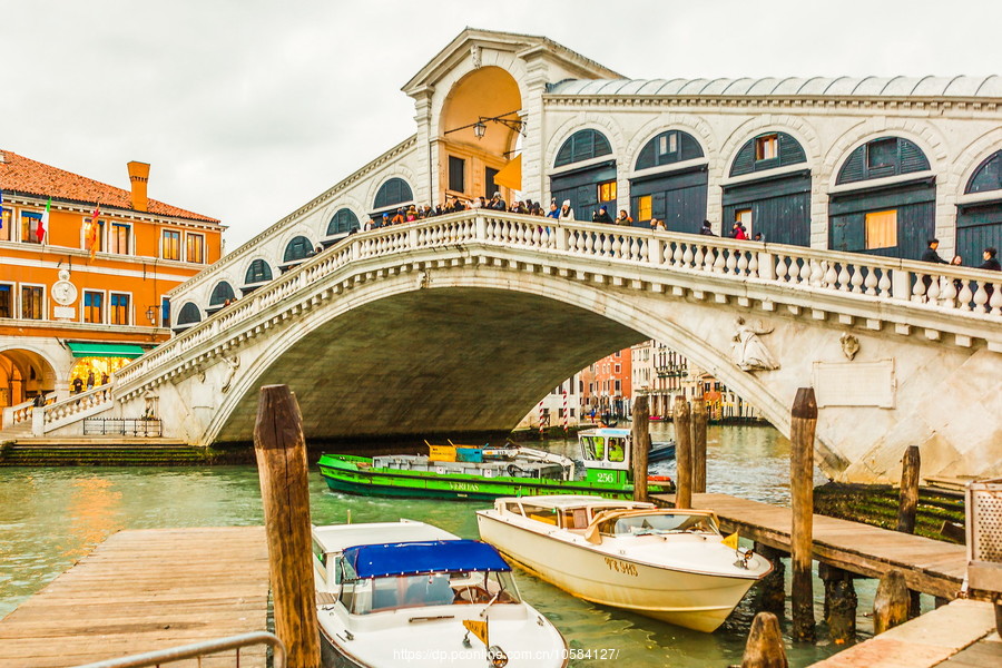 意大利威尼斯，桥的艺术