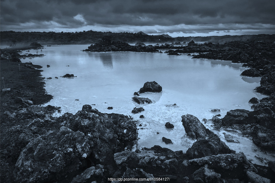 冰岛blue lagoon,泡温泉浴