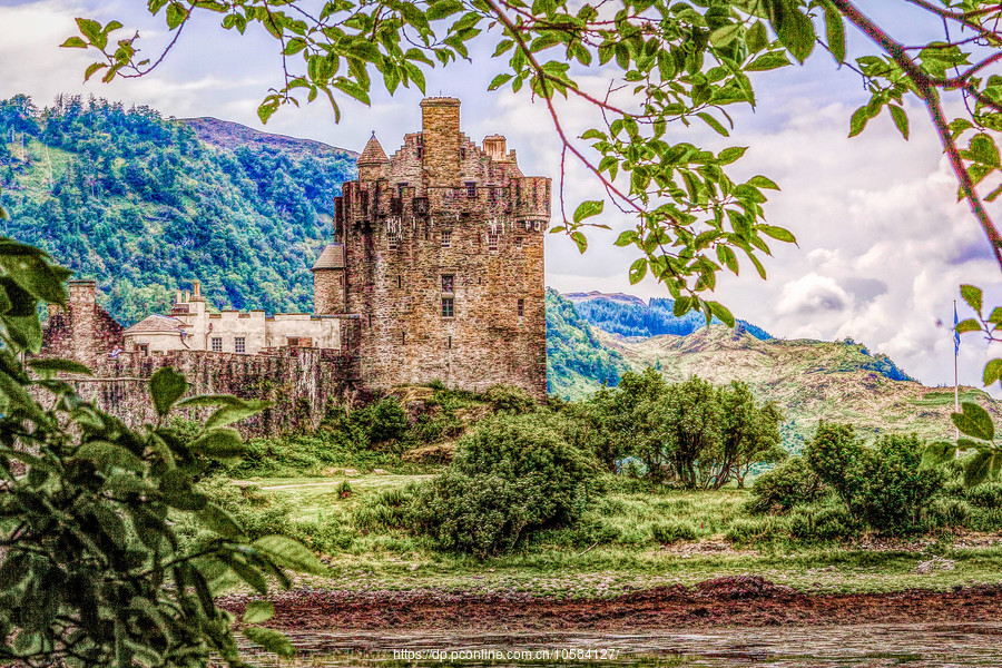 ոնϳǱ(Eilean Donan castle)ʷĺۼ