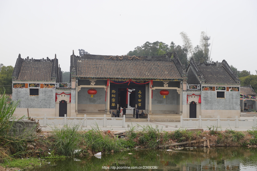 龙塘何氏宗祠 北帝庙 (共 63 p)