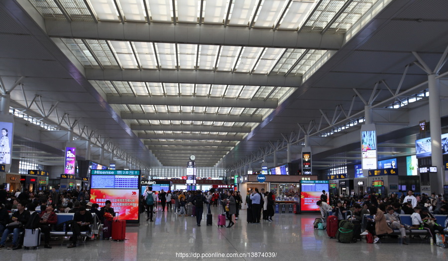 上海虹桥高铁站