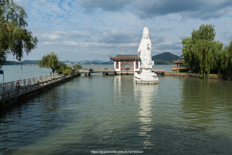 宁波东钱湖小普陀景区