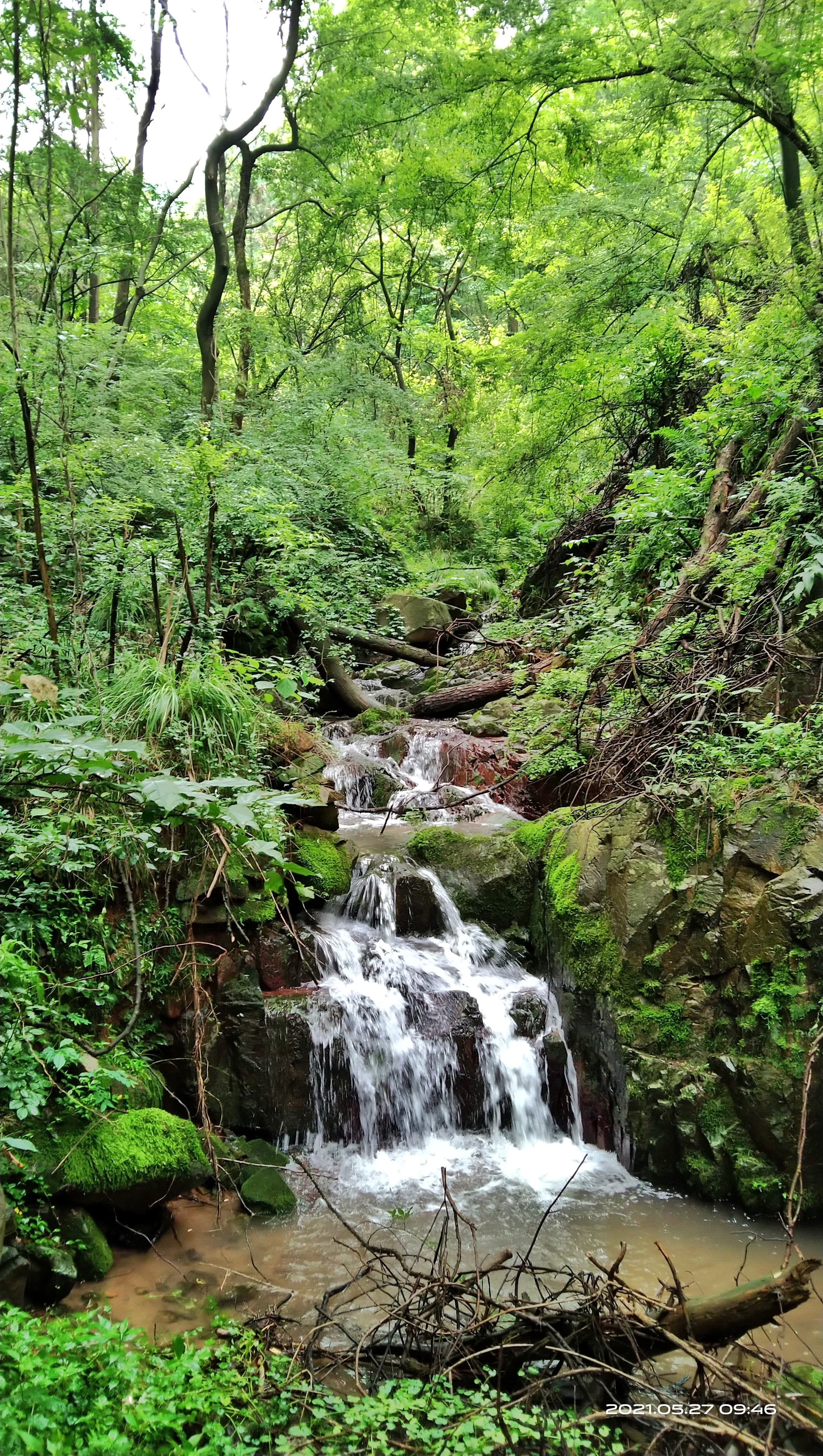 穿越东方山梨花峪