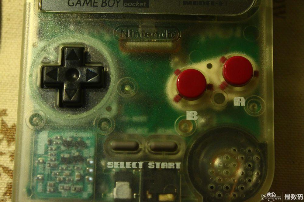怀念那个单纯的时代 GameBoy掌机收藏小拍_