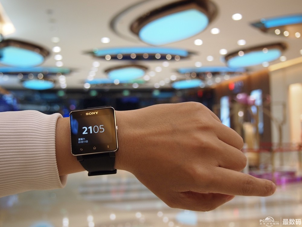 我型我秀!索尼第二代智能手表SW2试戴记_厂