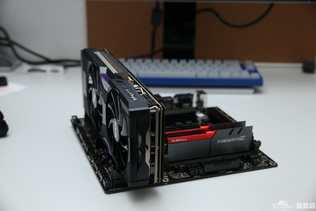 一键开核! 蓝宝石r9 390 4g白金版实测