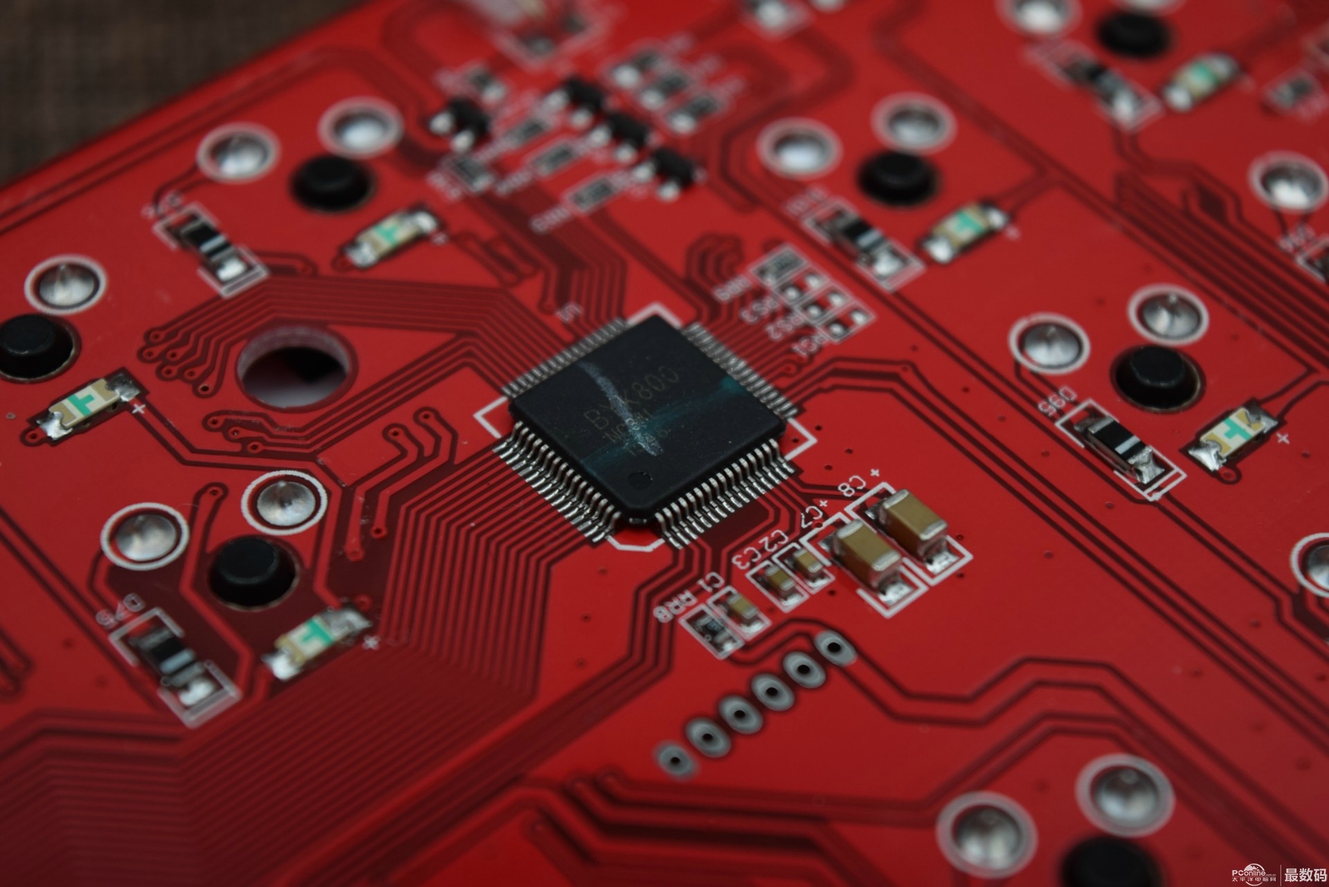 拆个网吧的机械键盘来看一看,刀手D13拆解评