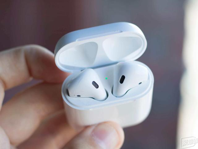 3. 苹果airpods 真无 线蓝牙耳机