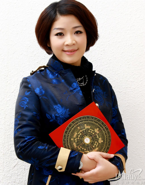 著名易理调运专家、时尚风水设计师黄韵菱老师