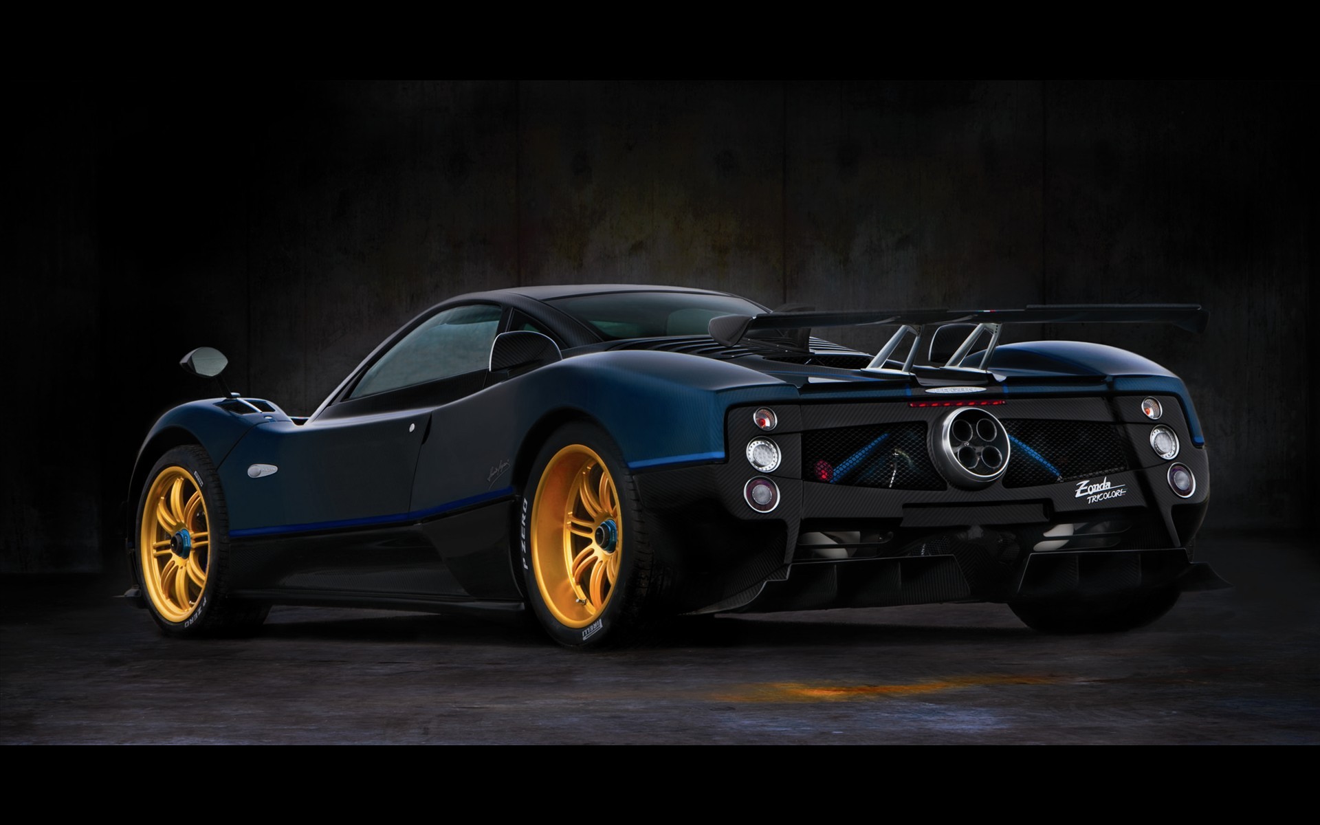 pagani(帕加尼风之子) zonda tricolor 2011 1920x1200 10p