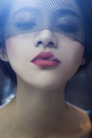 【非主流美女红唇特写iPhone 4S壁纸 第二辑】