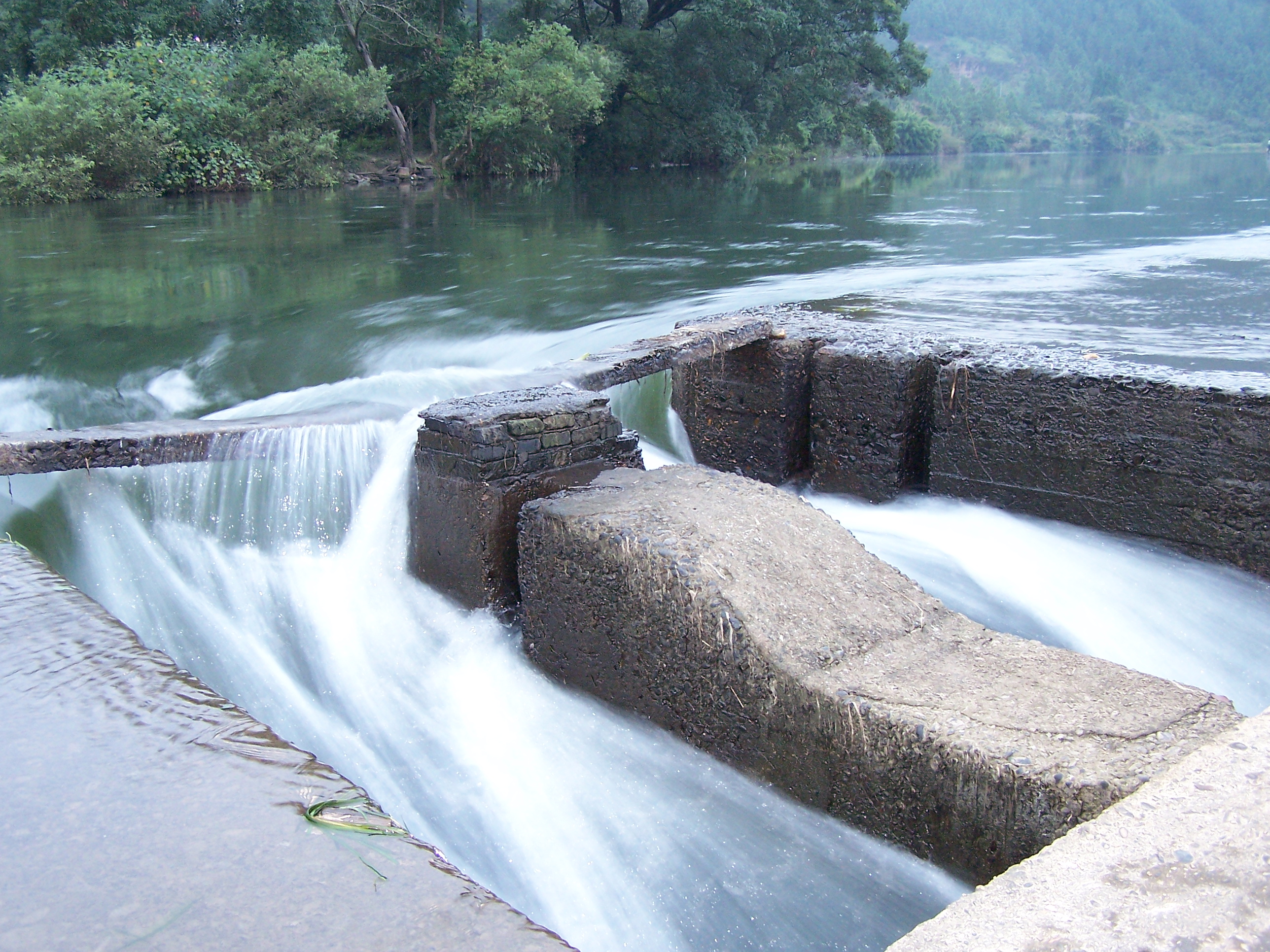 农村饮水取水坝图片图片