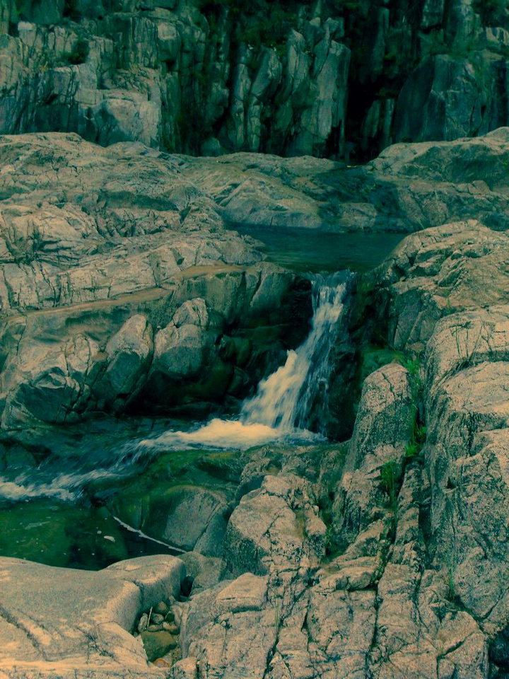 ÷ɽˮ