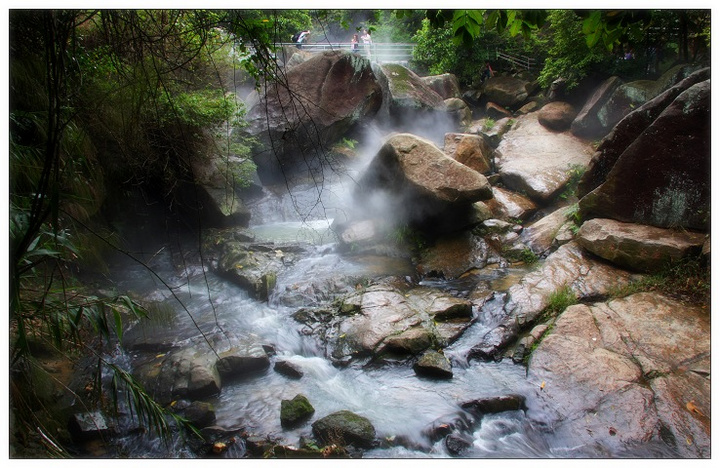 小石船风景小溪流水