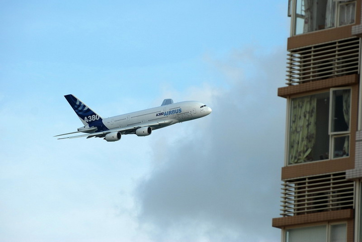 ǰ^ A380