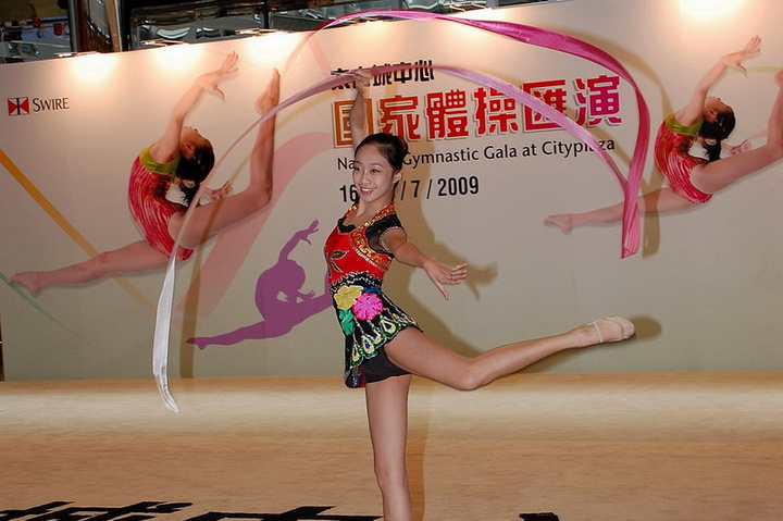 ɲ٣Rhythmic gymnastics