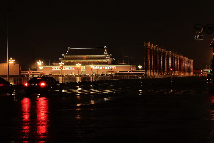 天安城门夜景图片图片
