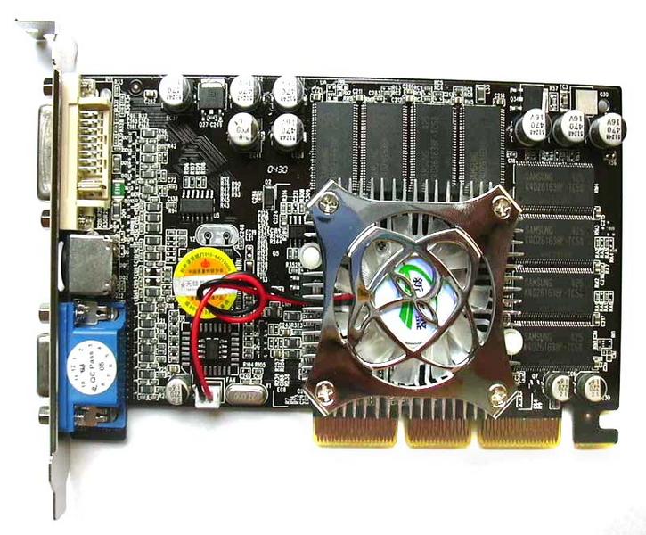 新华盛XHS-FX5200 128M/128bit/DDR 正面